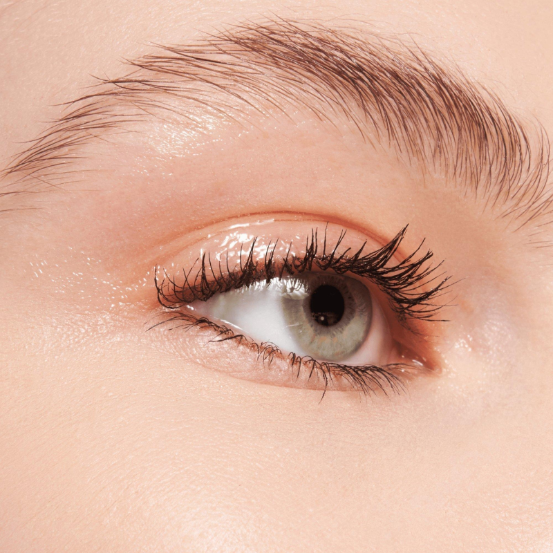 Essence Dewy Eye Gloss Liquid Shadow Fard à Paupières Gloss Liquide