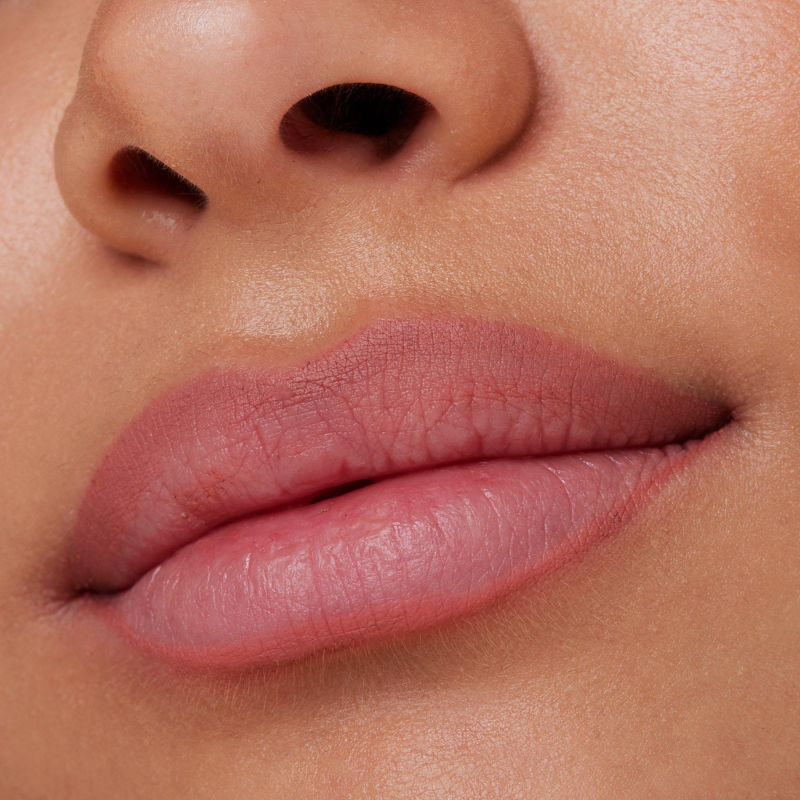 Essence Crayon à Lèvres 8h Matte Comfort Lipliner 04 Rosy Nude